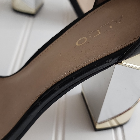 ALDO Black Metallic Heel - Size 7 - Picture 3 of 15